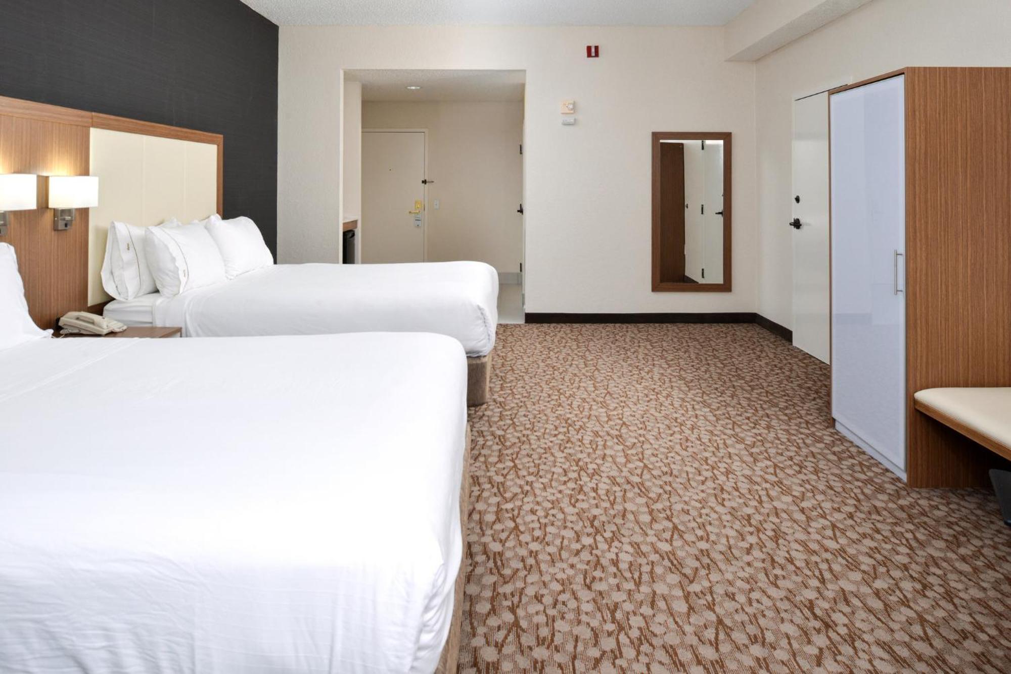Holiday Inn Express Hotel & Suites Bonita Springs/Naples By Ihg Exterior foto